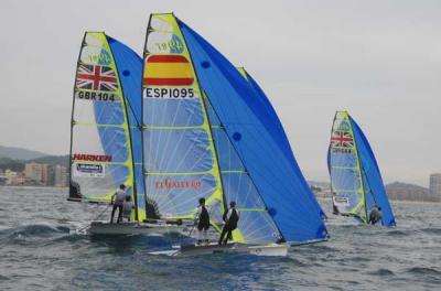 Los hermanos Alonso en 49er, Pacheco-Betanzos en 470F y Reyes en laser radial ganan la Palamos Christmas Race