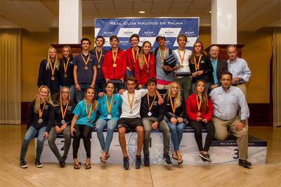 Los hermanos Balaguer y María y Clara Llabrés, campeones de la Copa de España de 420