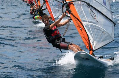 Los líderes afianzan su dominio en el Campeonato de España de Vela Infantil