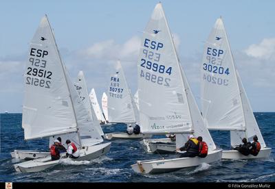 Los portugueses Pedro y Sofía Barreto líderes del Campeonato Sur de Europa de Snipe