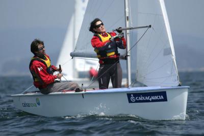 Nacho Campos y Nuria Búa se ponen al frente del Trofeo de Vaurien en Aguete