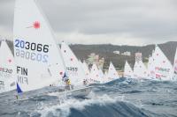 Nicholas Heiner y los hermanos Bouwneester lideran la Regata de Carnaval  Los canarios Joaquín Blanco y Yolanda Luque, primeros españoles