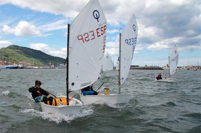 Nueva victoria del equipo de vela ligera del RCMA-RSC en el Trofeo EKP de San Sebastián 