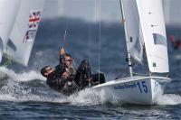 Onán Barreiros y Juan Curbelo dan el salto dorado y se posicionan líderes en el 470 de la Delta Lloyd Regatta