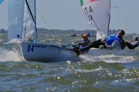 Pacheco y Betanzos se meten en el podio provisional del Europeo de 470   