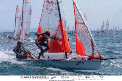 Paso gigante de los valencianos Codoñer en el mundial Zhik 29er