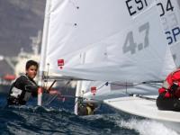 Pepe Blasco y Teresa Pineiro copan el podio en Láser 4,7 de la regata benéfica Astrapace