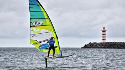 Presencia Hispalénse en los Campeonatos del Mundo de Fórmula Windsurfing y Foil