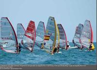 Primera jornada espectacular de Windsurf en la Master Golden Series Valencia