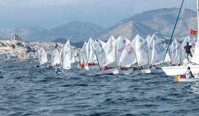 Reyes y Codoñer ganan el Trofeo Clase Optimist Dictum Abogados de Altea