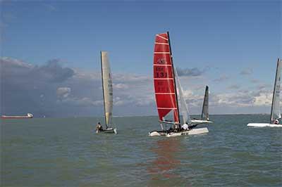 Santiago Nieto y su Clase A renuevan título de campeón en la Liga de Catamarán, Trofeo Capitán Fantasma que finalizó este sábado en aguas de Chipiona.