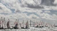 Todo por decidir de cara a la jornada final de los nacionales de Láser, 420 y 2.4mR que se disputan en Cádiz