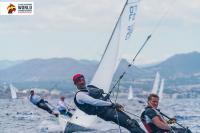 Vientos de alta intensidad en la cuarta jornada del Mundial de Flying Dutchman en Altea