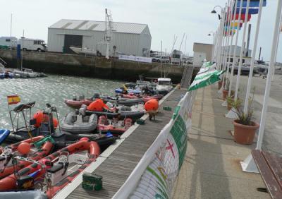 Vientos de mas de 30 nudos dejan en tierra a la flota participante en  la IV Semana Olímpica de Andalucia, IX Trofeo Carnaval