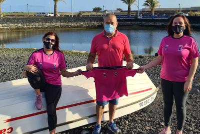 La Federación Canaria de Barquillos de Vela Latina Canaria homenajea a la mujer regatista