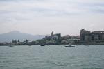 Hondarribia desde la bahía de Txingudi