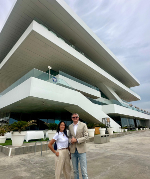 77b5a4c1-47a7-fc7d-7db2-94eec55fd127