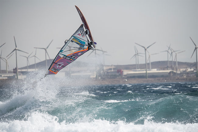 Alexia-Kiefer-(Gran-Canaria),-ganadora-provisional-en-sub20-ha-arrasado-entre-las-veteranas