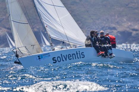 El Solventis de Javier Aguado, ganador de J80 - 