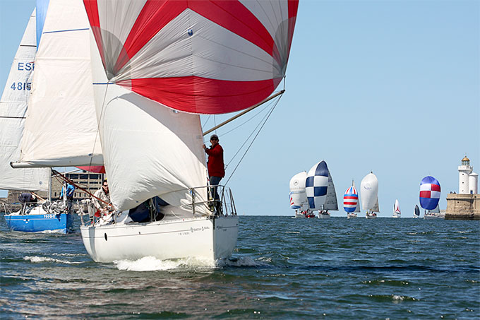 foto-archivo-cruceros-regata-en-el-abra