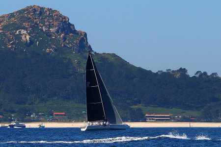 Magical delante de Cíes (medios)