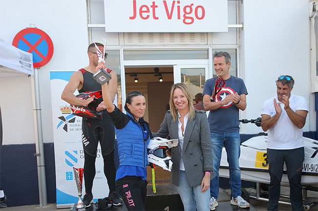 Sandra-Fernández-con-Fernández-Tapias-(medios)