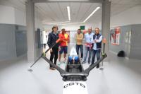 La Xunta entrega a la Federación gallega de remo una embarcación skiff para la preparación de los deportistas del CGTDd para los Angeles 2028 