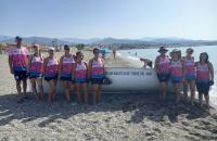 Las guerreras del equipo de remo del Club Náutico de Torre del Mar se suman al reto solidario “Todos contra la ELA 2025”