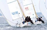 La tripulación del ‘Ecc Viviendas’ se llevó con autoridad el campeonato de Cantabria de J80