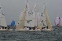 Ono y Par se reparten las victorias en la 2ª tirada el Central Óptica para la clase J80