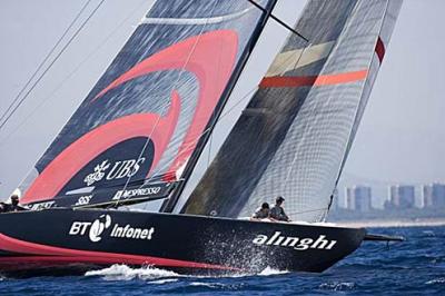 Alinghi mantiene su racha de victorias