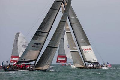 Photo Gilles Martin-Raget / BMW ORACLE Racing"