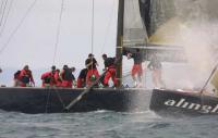 'Alinghi' pone tierra de por medio