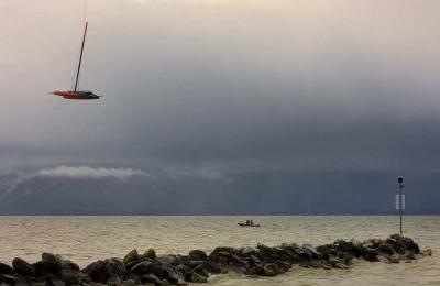 Alinghi presenta su programa de entrenamiento en multicascos en el lago Lemán