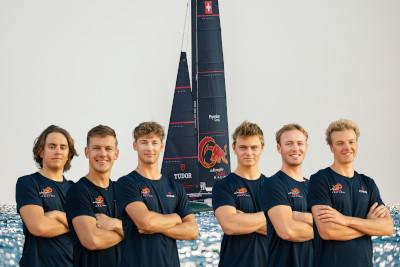 Alinghi Red Bull Racing presenta su equipo juvenil y femenino para la America’s Cup