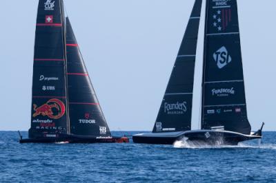 Eolo deja de soplar tras dos regatas en la 2ª jornada  de la LOUIS VUITTON CUP