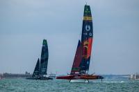 España brilla en el primer día de carreras en Portsmouth y se asoma a otra final