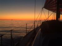 Regata Mil Millas: toda la flota remonta Norte por el Tirreno sardo