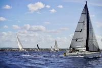 El Chicory en RI4 y el Chica Txeca en RI3 consiguen la victoria en un Trofeo Almirante Farragut meteorológicamente complicado.