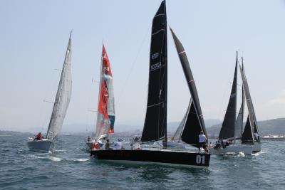El NJ se lleva la Ballena de Oro en Hondarribia