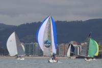 EL Real Club Astur de Regatas celebró durante el fin de semana una nueva jornada del Trofeo de Otoño de Cruceros y de Snipe.