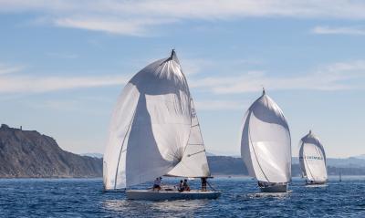 El Trofeo CDCP llega a su ecuador en aguas del Abra