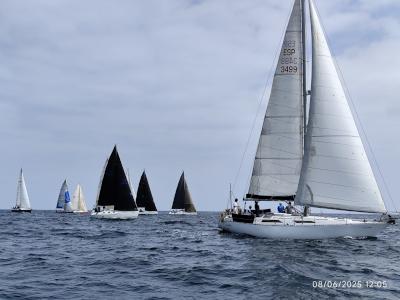 El “Gómez Mostly” gana la 37 Regata Illas Sisargas