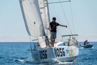 El canario Alonso Pérez, de 19 años, disputa la Mini Atlantique, una regata en solitario de 2.600 millas náuticas