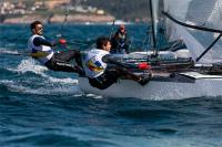 Dominio de los catamaranes catalanes en una Copa de España, en la que brillaron los regatistas coruñeses en F18 e Interseries