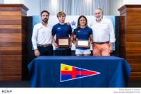 El RCNP homenajea a Nikko Palou y Mónica Osha por sus medallas en el Europeo de ILCA 4