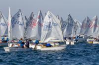 El Trofeo Halloween crece en el Abra con regatistas de otras comunidades