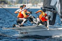 España coloca dos tripulaciones en el top ten del Mundial de 49er y mantiene el podio en 49er FX