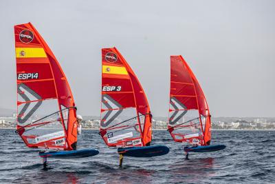 España encara el Campeonato de Europa de iQFOiL  