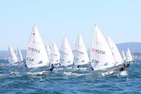 La ría de Arousa brilla en en el estreno de la Copa de España de ILCA 6